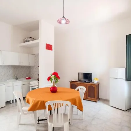 Sul Mare Tetta Willa Torre Lapillo